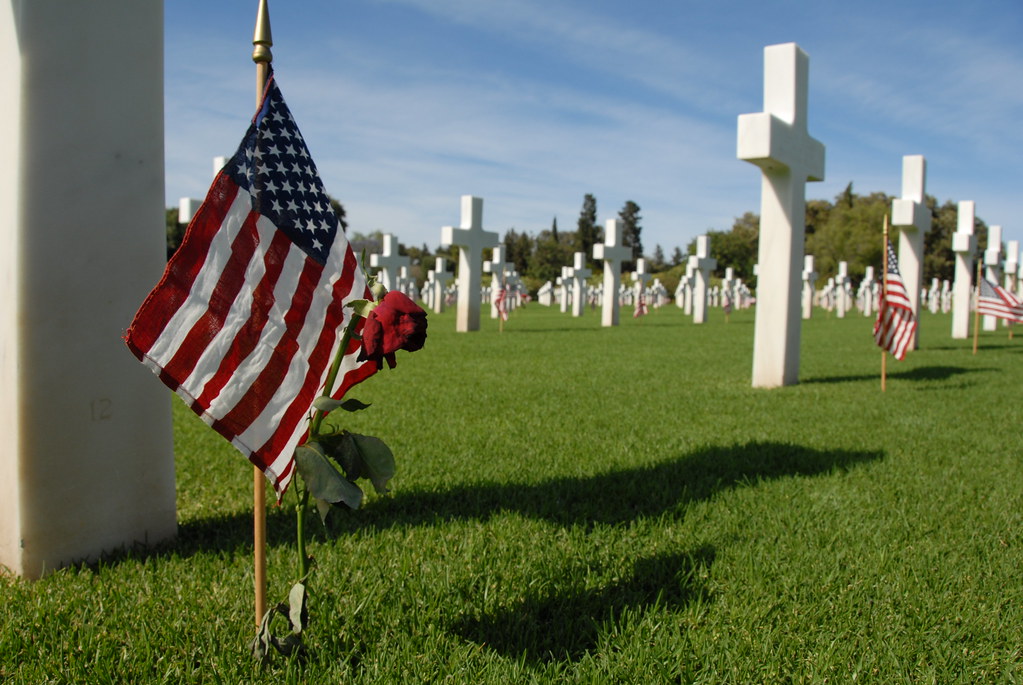 This image has an empty alt attribute; its file name is crosses-with-flags-1.jpg